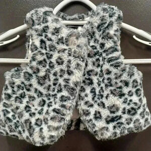 Calvin Klein Cheetah Print Furry One Button Vest Size  2
